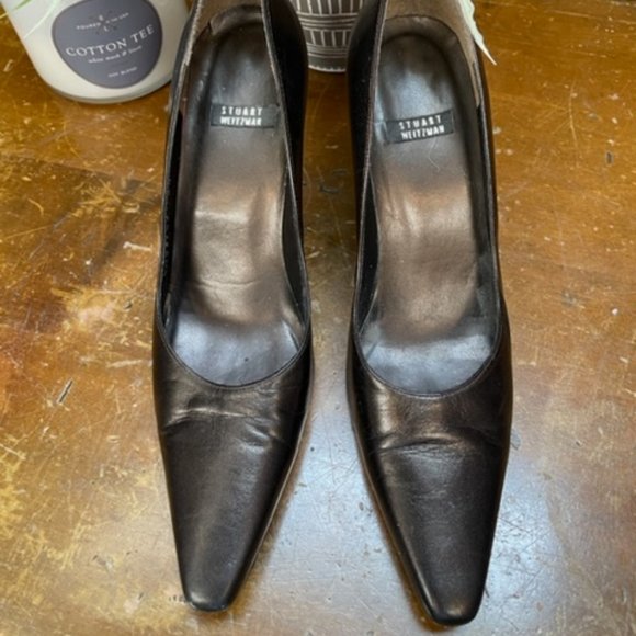 Stuart Weitzman Pewter Leather Pump - Size 6 1/2 - Picture 5 of 9